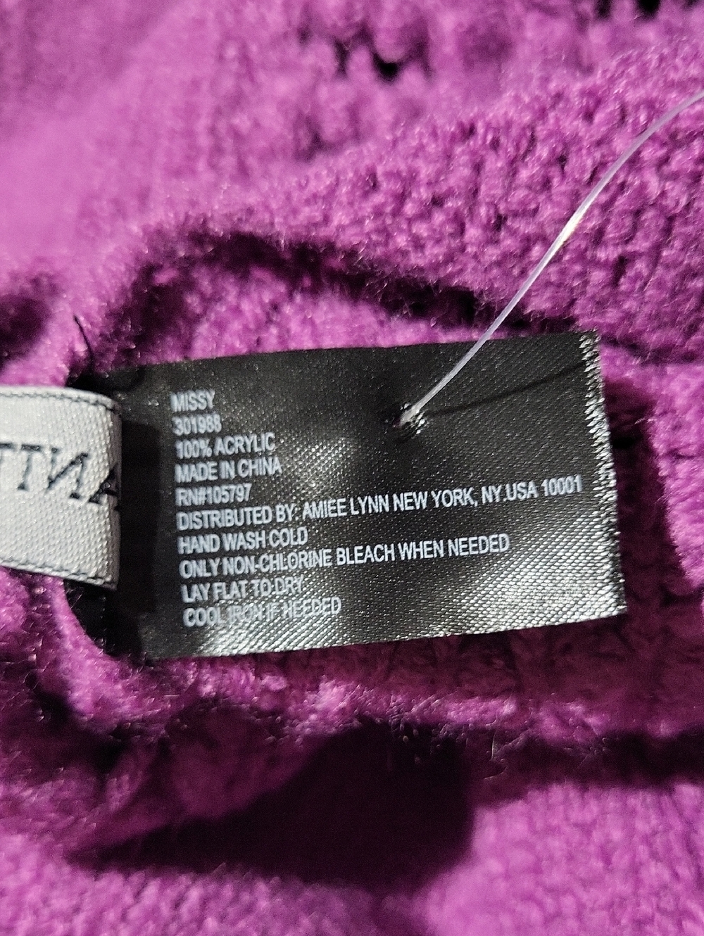 NWT Antthony Fringe Sweater Topper - Picture 8 of 8